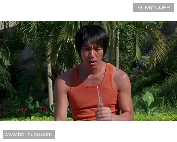 《球场假动作与足球明星的极限演技碰撞掀起热血激情》