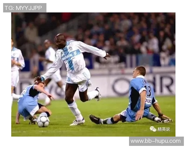 从贫民窟到绿茵场足球巨星的传奇逆袭之路 从贫民窟到绿茵场足球巨星的传奇逆袭之路